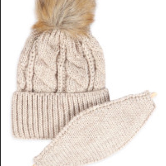 Beanie and mask set in Cream NWT - Picture 7 of 7